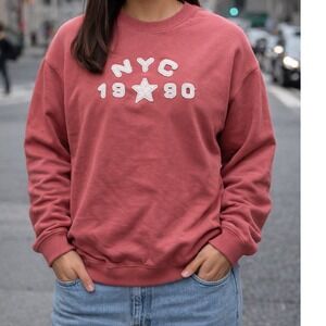 BDG Urban Outfitters NYC 1990 Applique Sweatshirt Red Orange Star Size M NEW